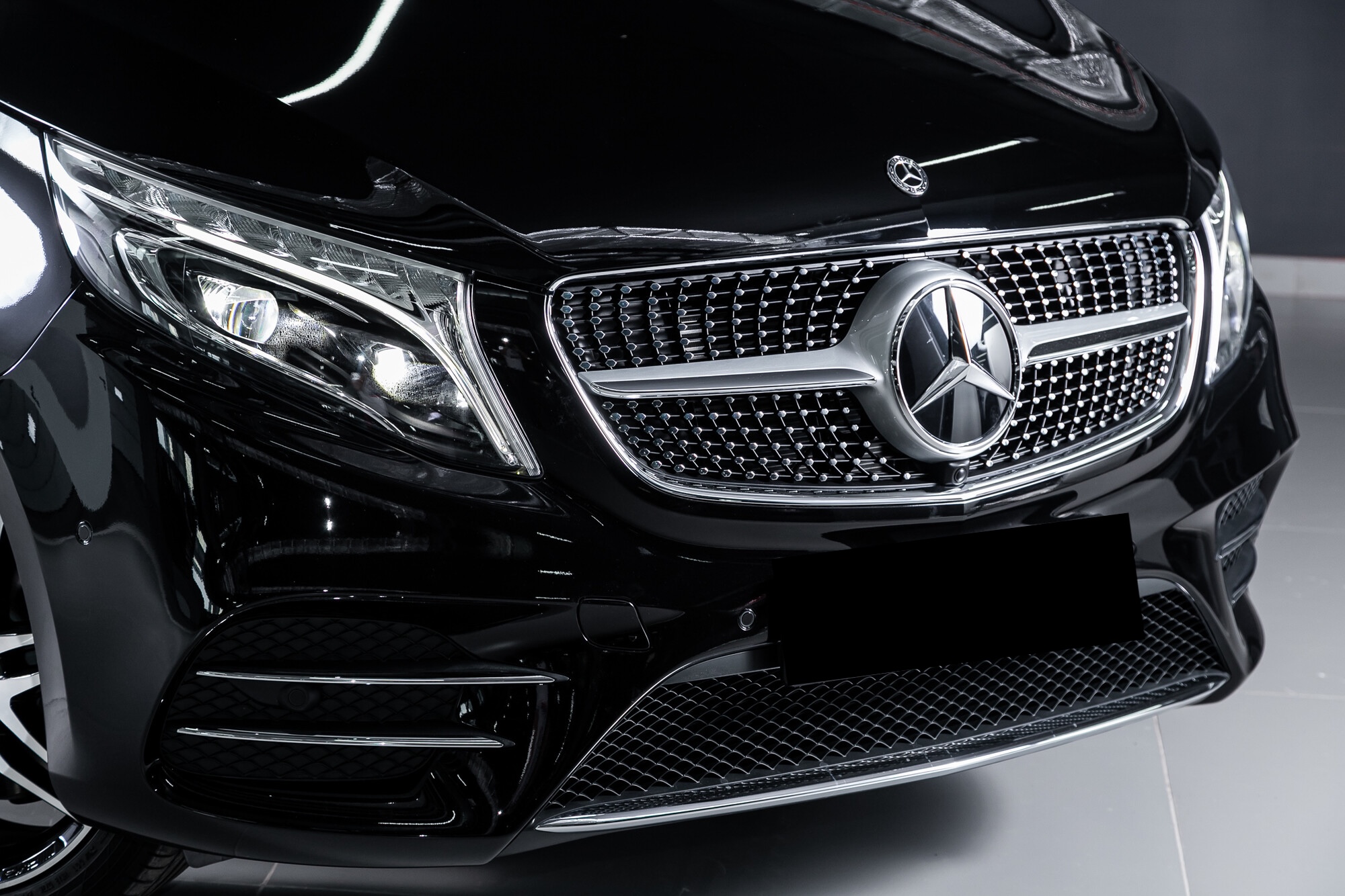 Mercedes-Benz V 250 Black