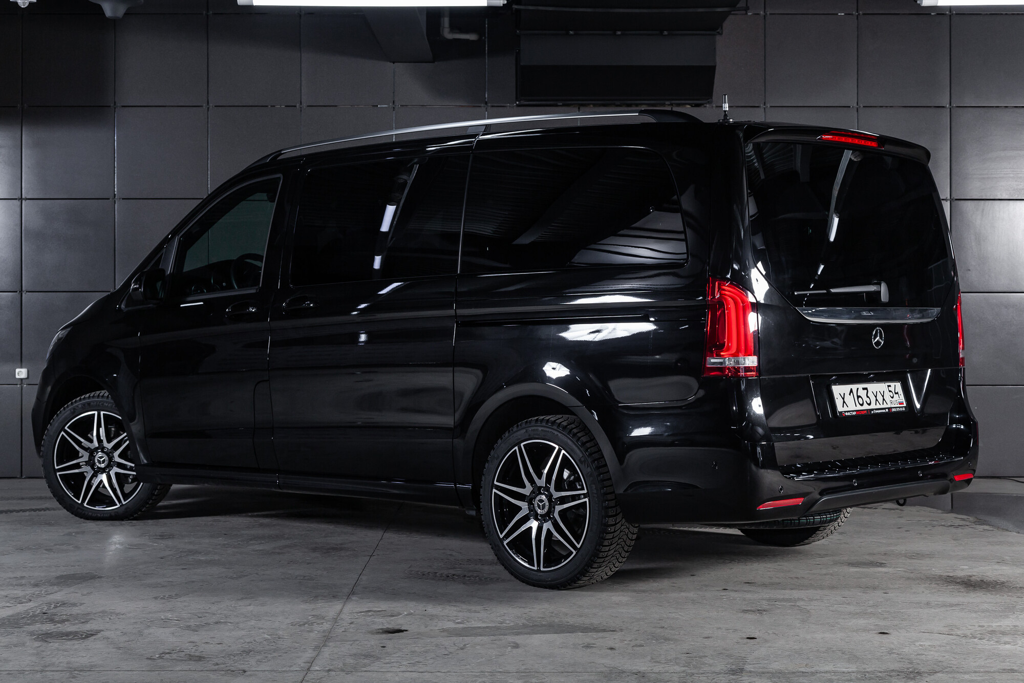 Mercedes-Benz V 250 Black