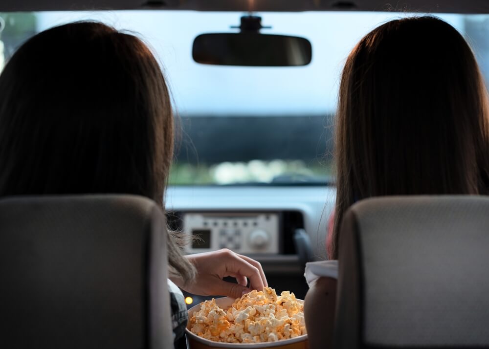 Drive_In_Cinema_2