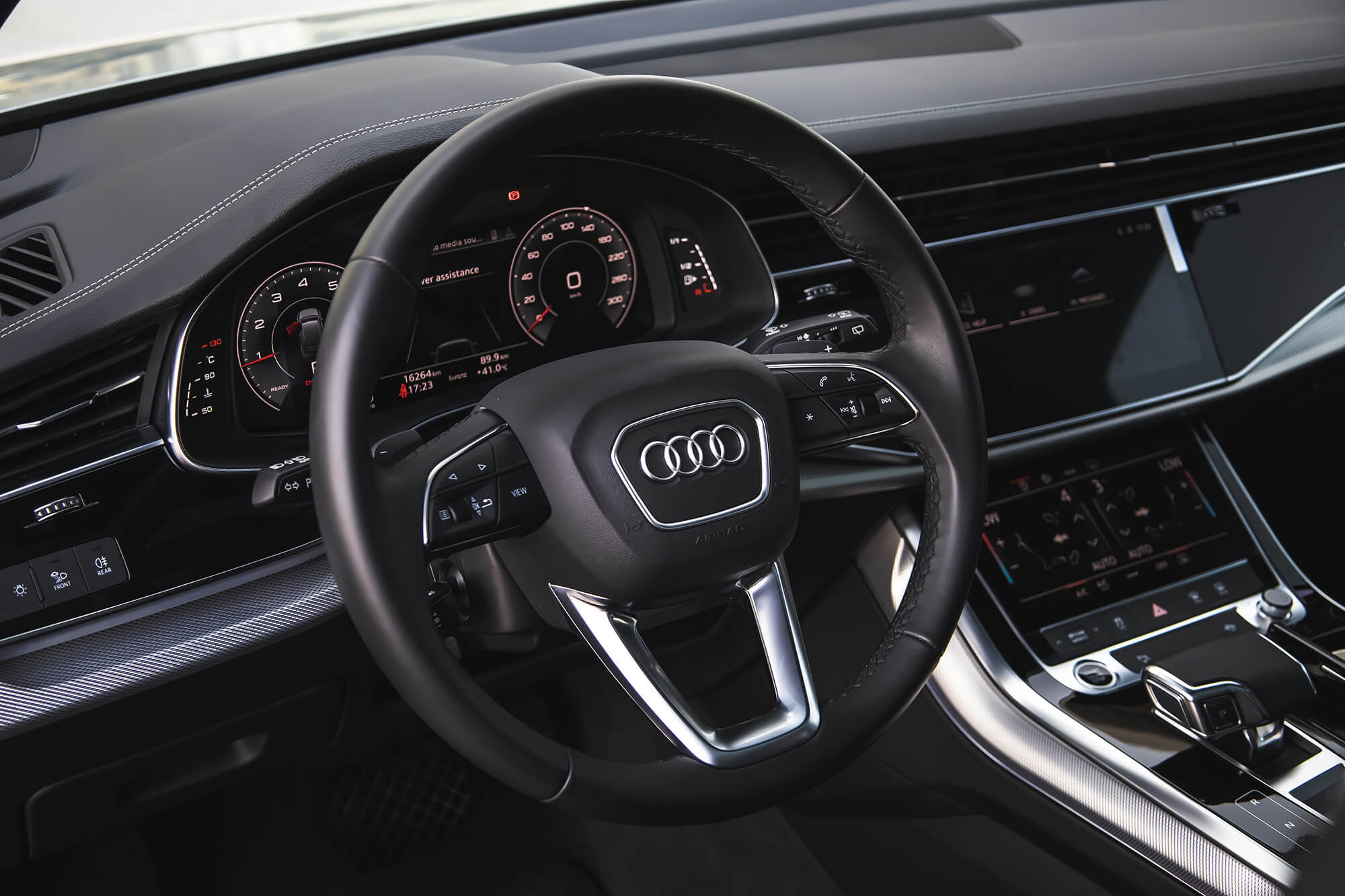 Audi Q7 Silver