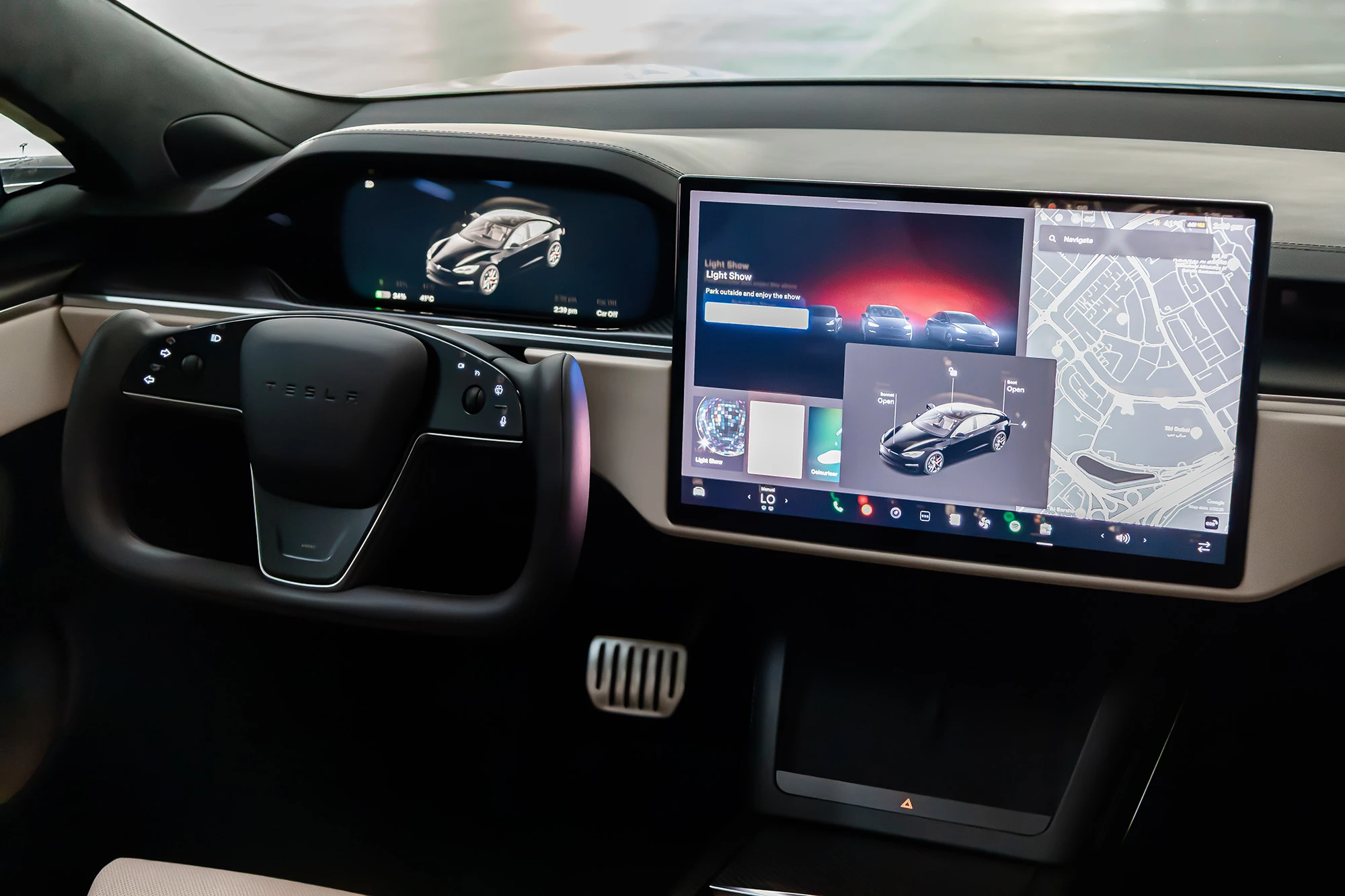 Tesla Model S Xadrez Preto Mate