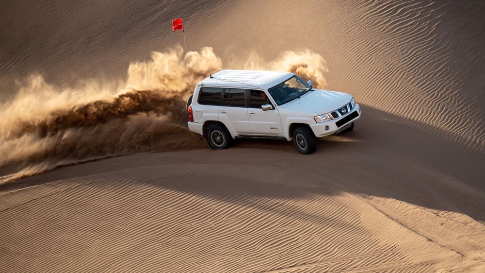 Nissan_Patrull_Super_Safari