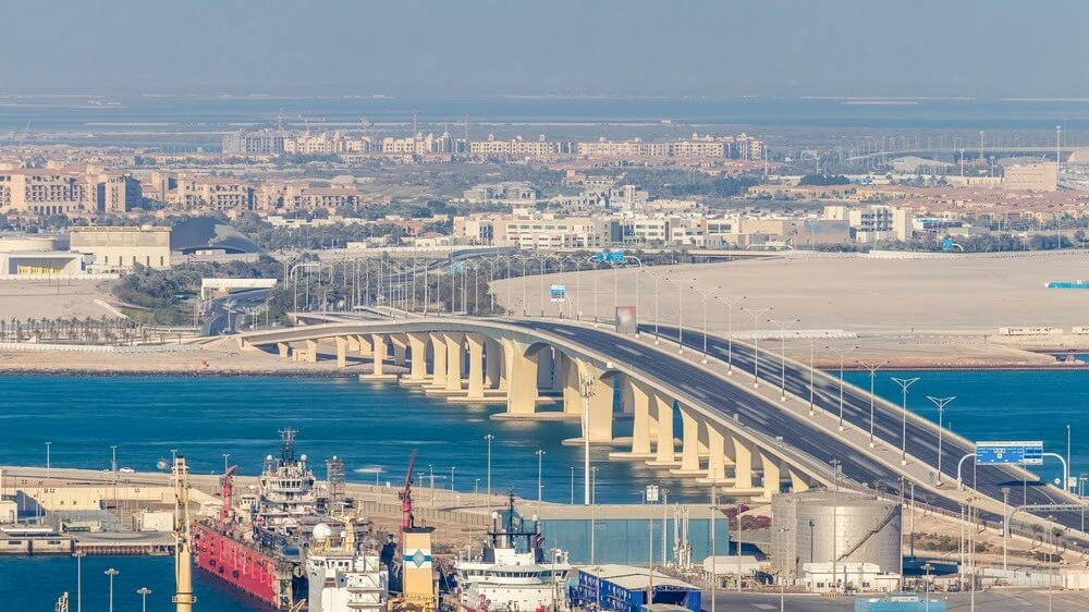 Horaires, emplacements et tarifs du péage d'Abu Dhabi (Darb) en 2025
