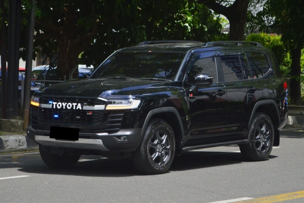 Toyota_Land_Cruiser_GR_Sport