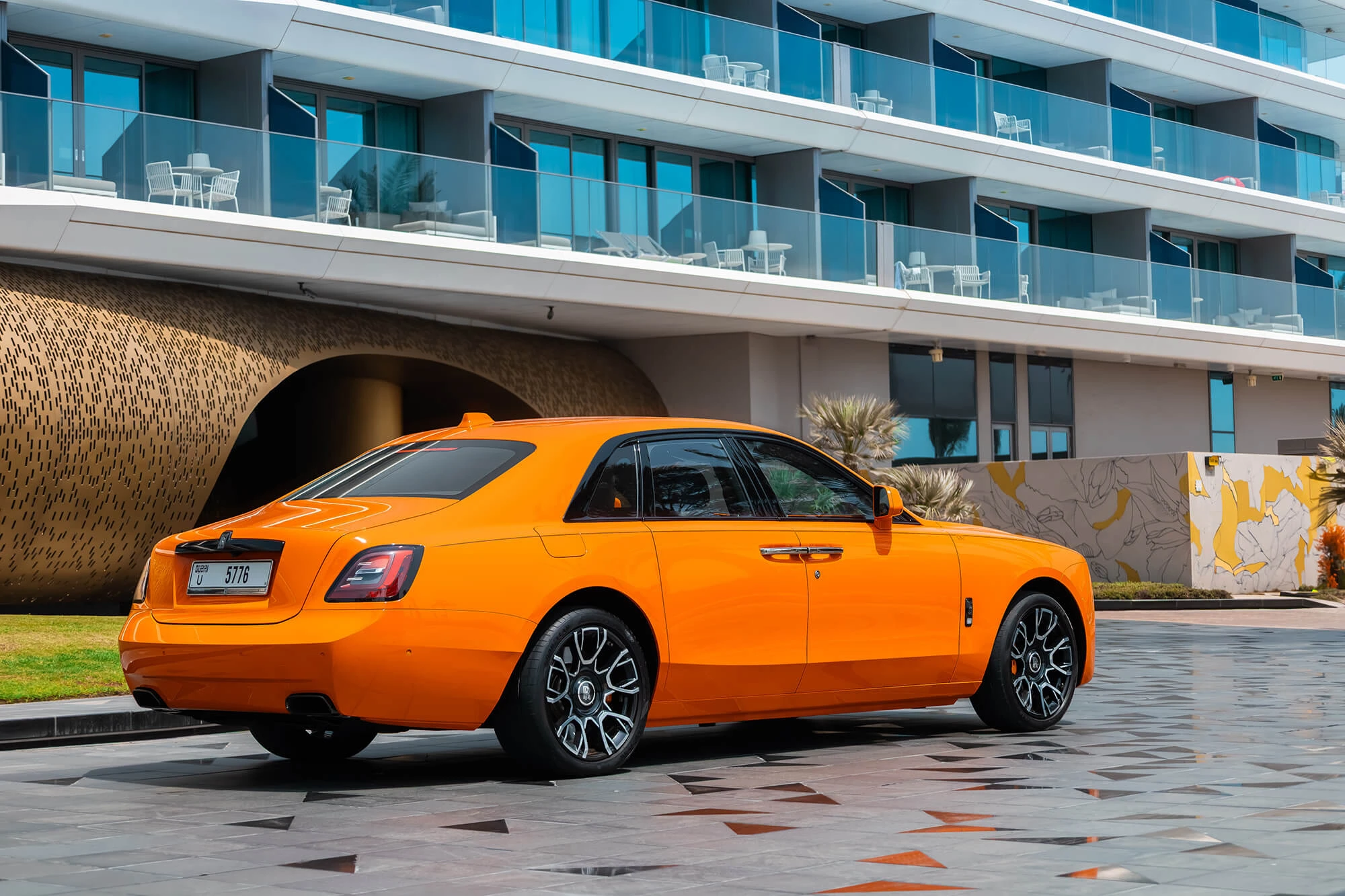 Rolls-Royce Ghost Black Badge arancione