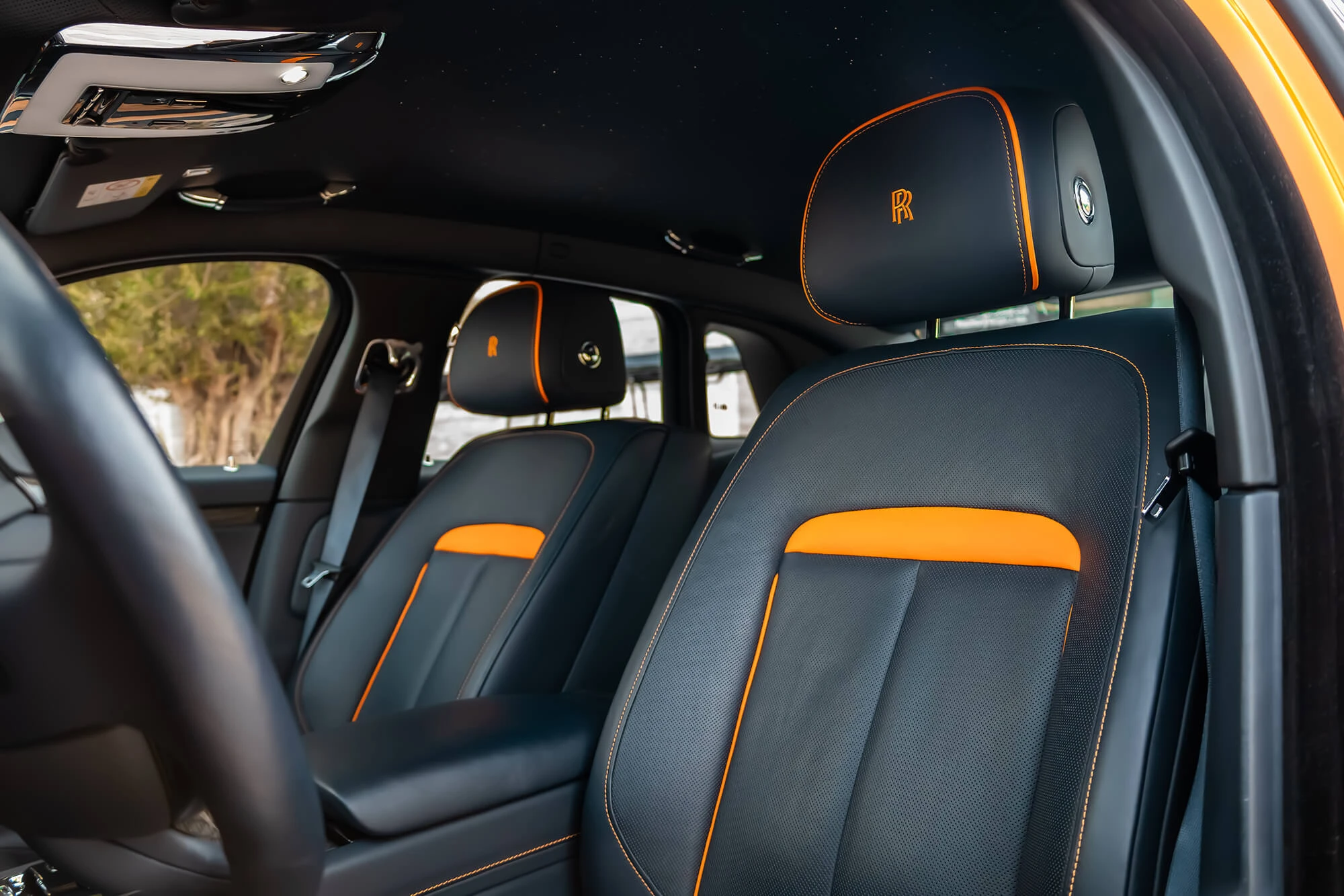 Rolls-Royce Ghost Black Badge arancione