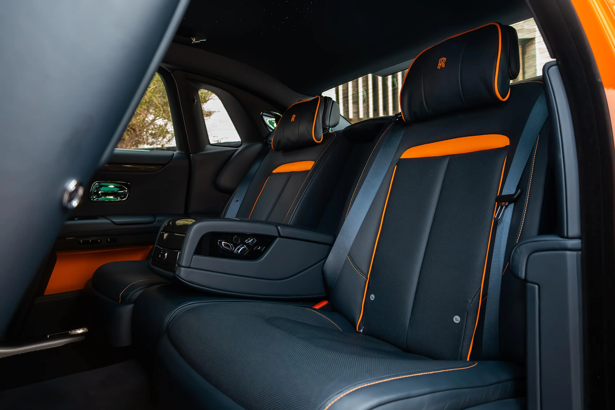 Rolls-Royce Ghost Black Badge arancione