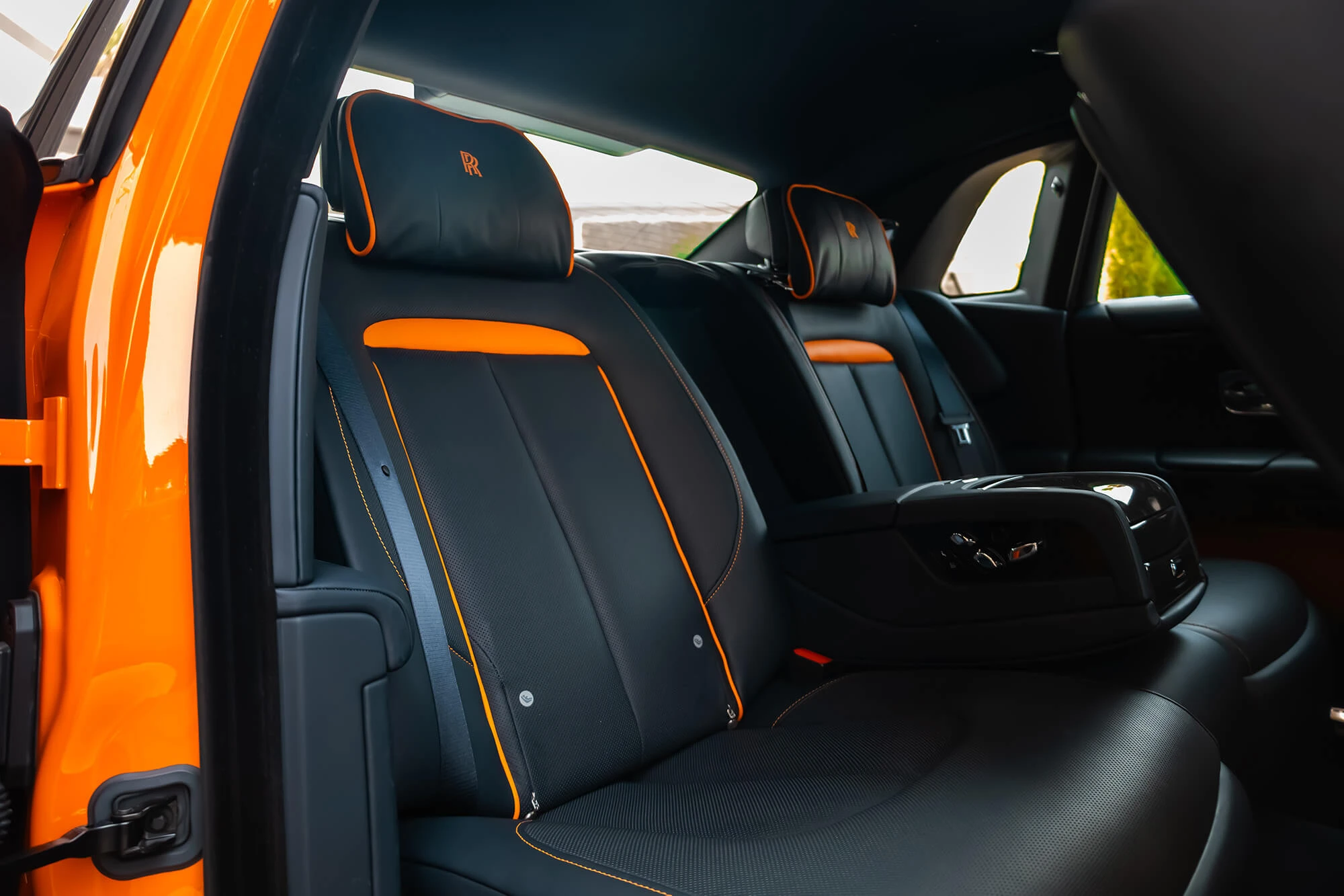 Rolls-Royce Ghost Black Badge arancione
