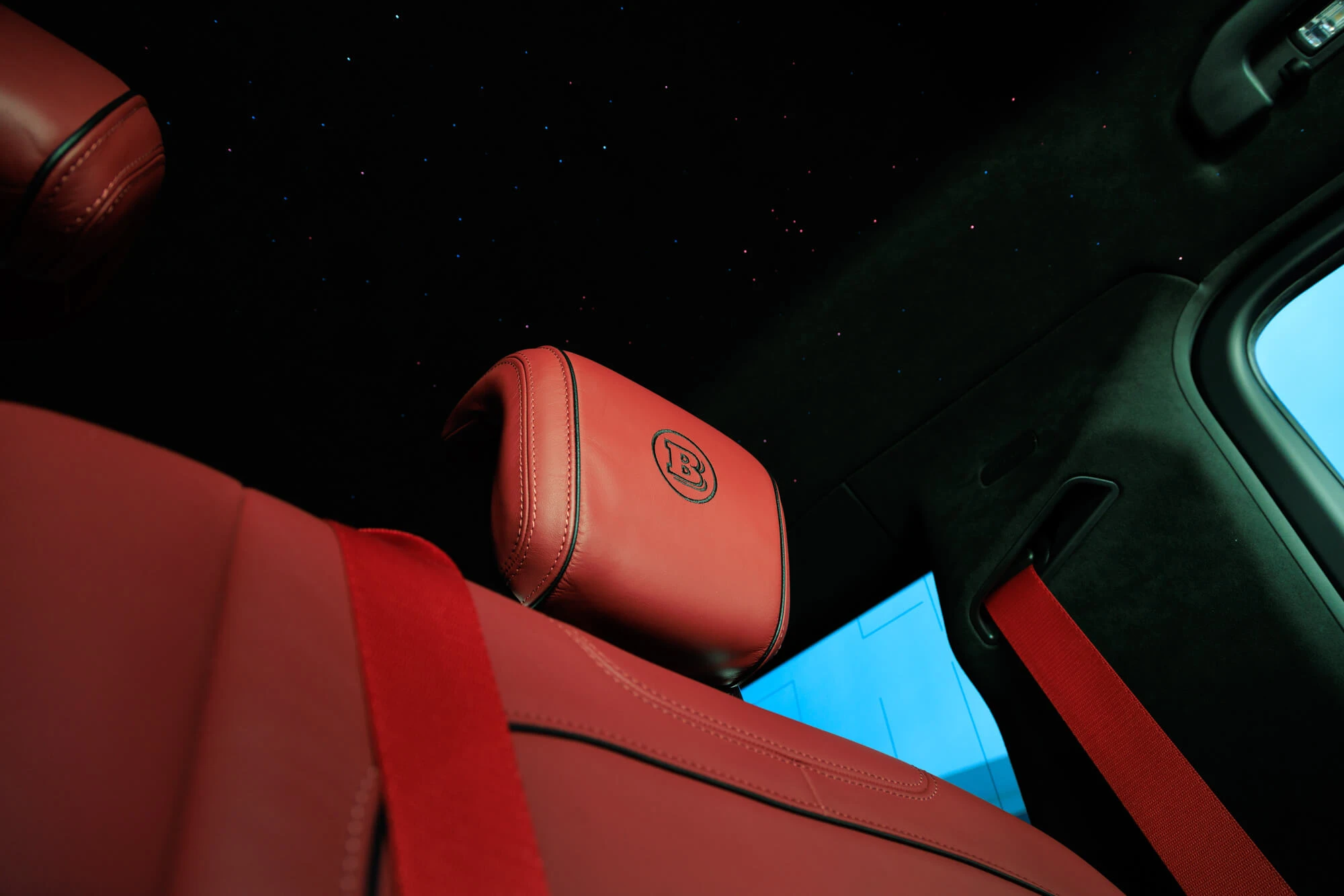 Mercedes G-Class Brabus 800 Carbon Kit Black Matte & Red