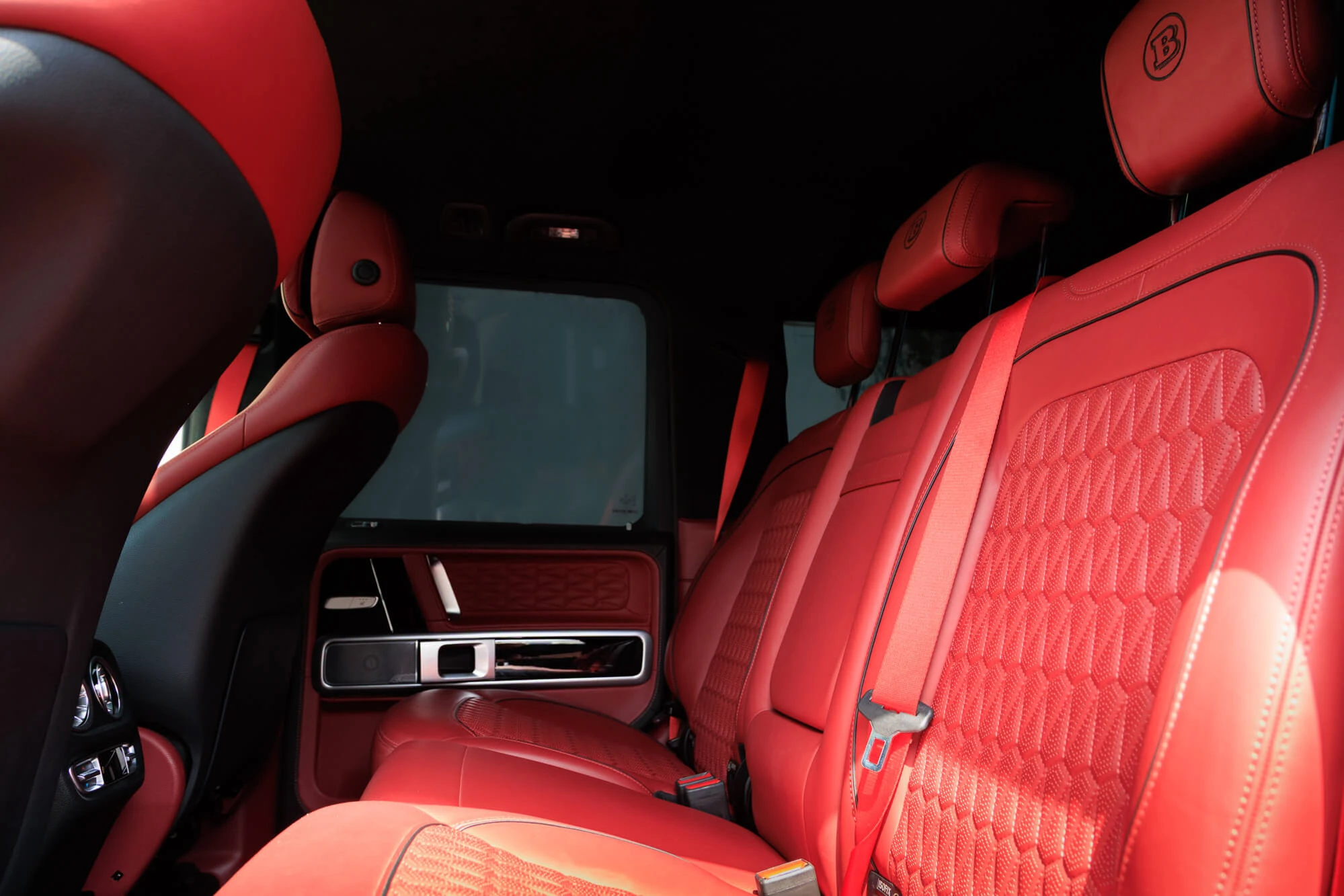 Mercedes G-Class Brabus 800 Carbon Kit Black Matte & Red