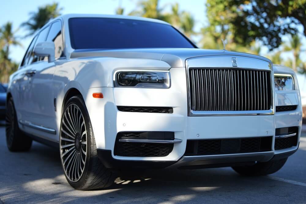 Phantom Rolls Royce på gaden