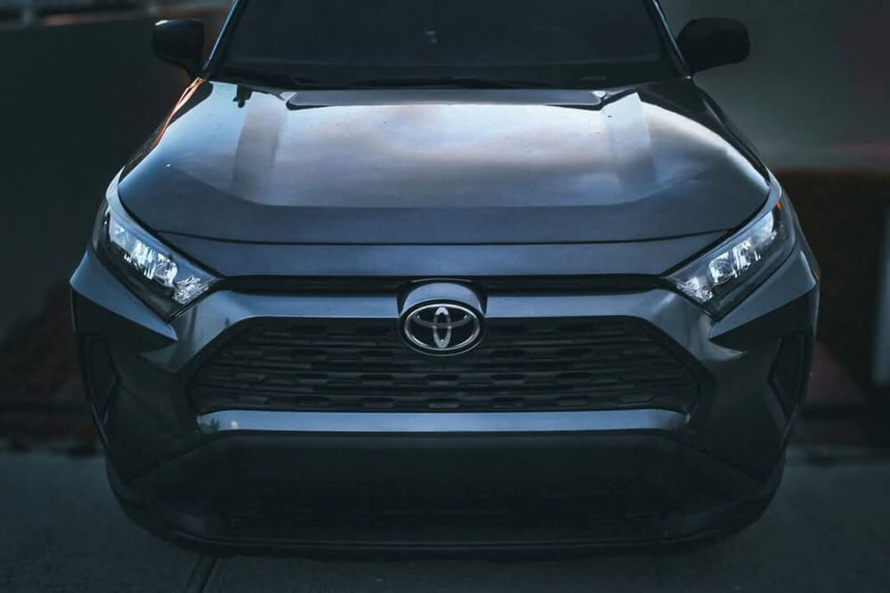 丰田 RAV4 混合动力车 2025 在迪拜