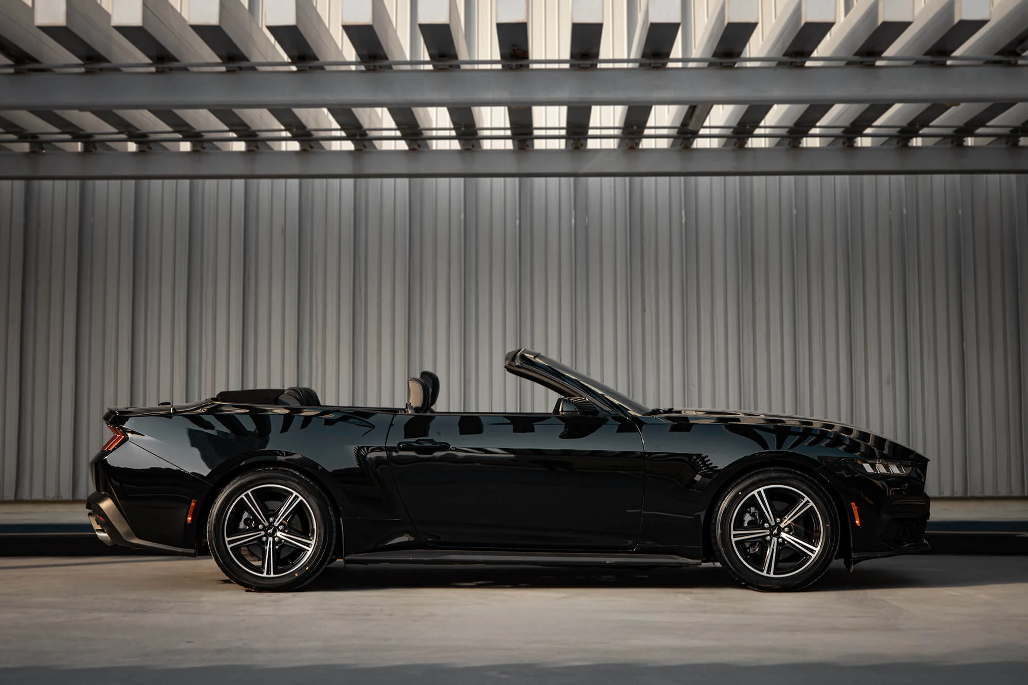 Ford Mustang Cabriolet Nieuwe Gen Zwart