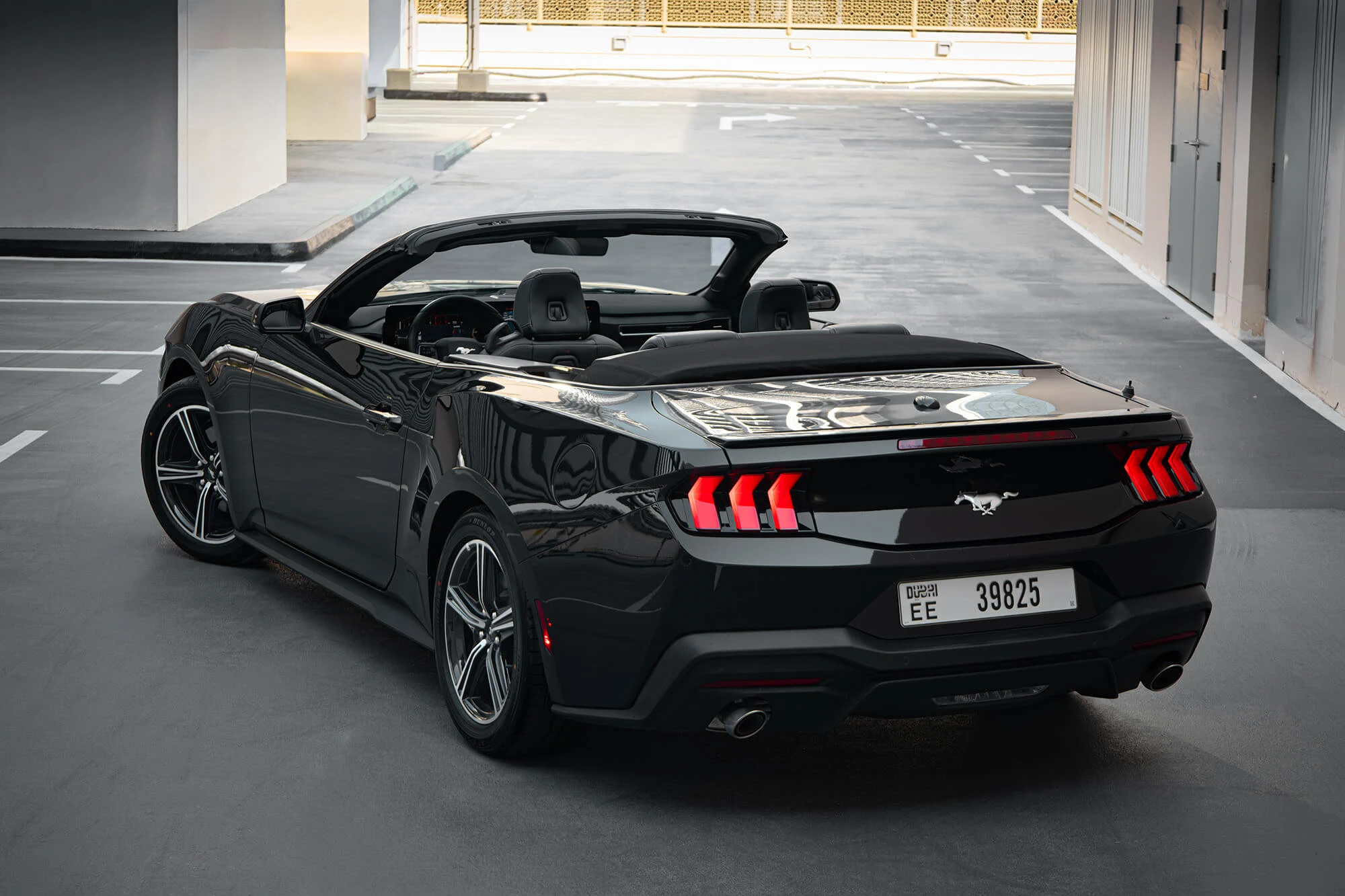 Ford Mustang Cabriolet Nieuwe Gen Zwart