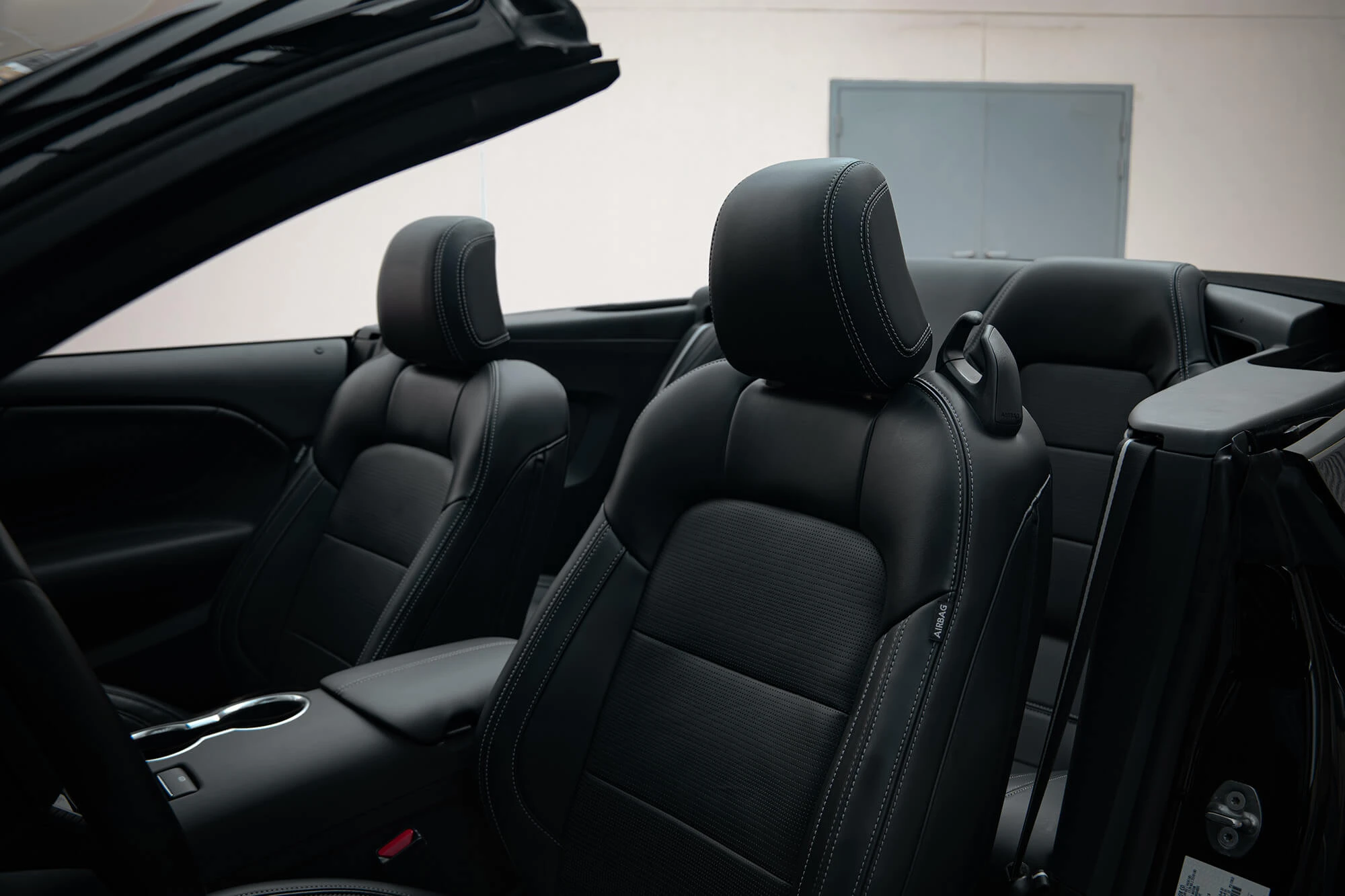 Ford Mustang Cabriolet Nieuwe Gen Zwart