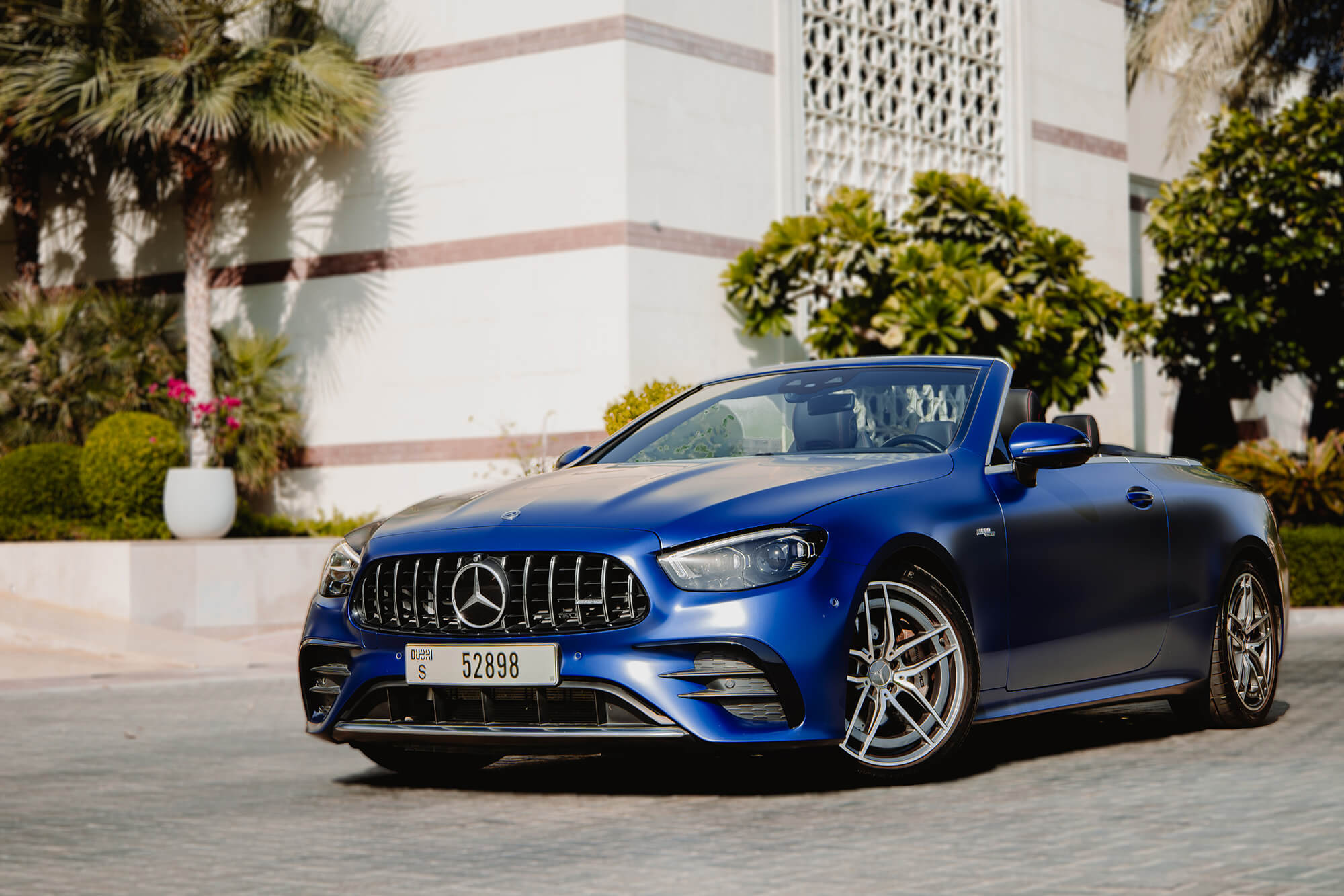 Mercedes E53 AMG Cabrio Blauw