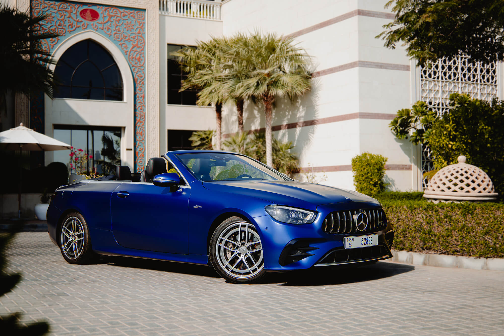 Mercedes E53 AMG Cabrio Blauw