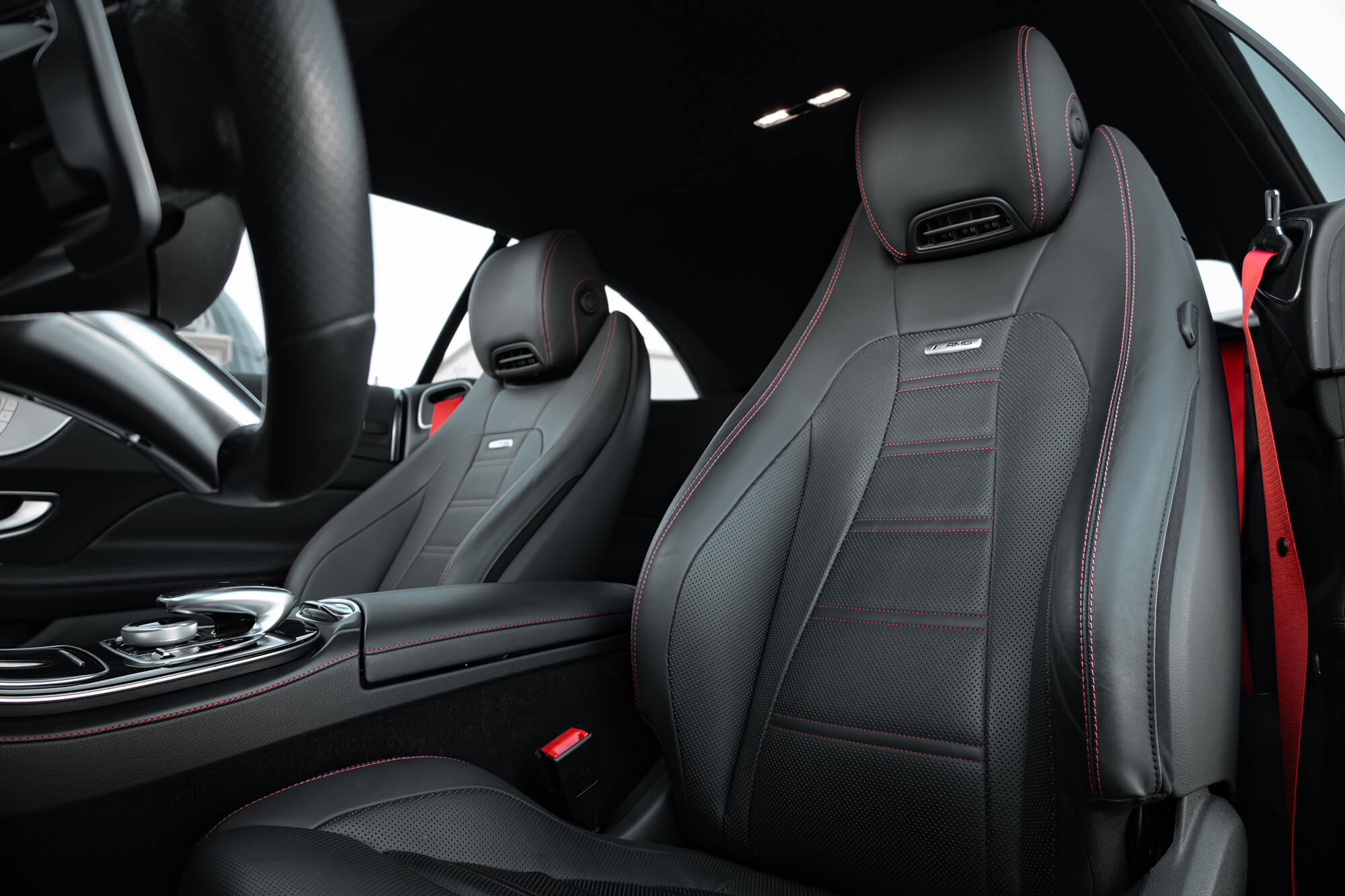 Mercedes E53 AMG Cabrio Blauw