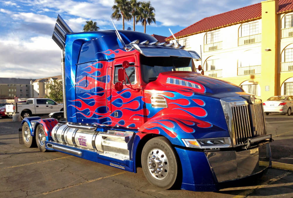 optimus prime freightliner