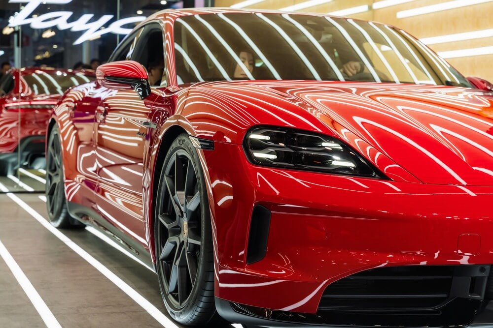Porsche Taycan i De Forenede Arabiske Emirater