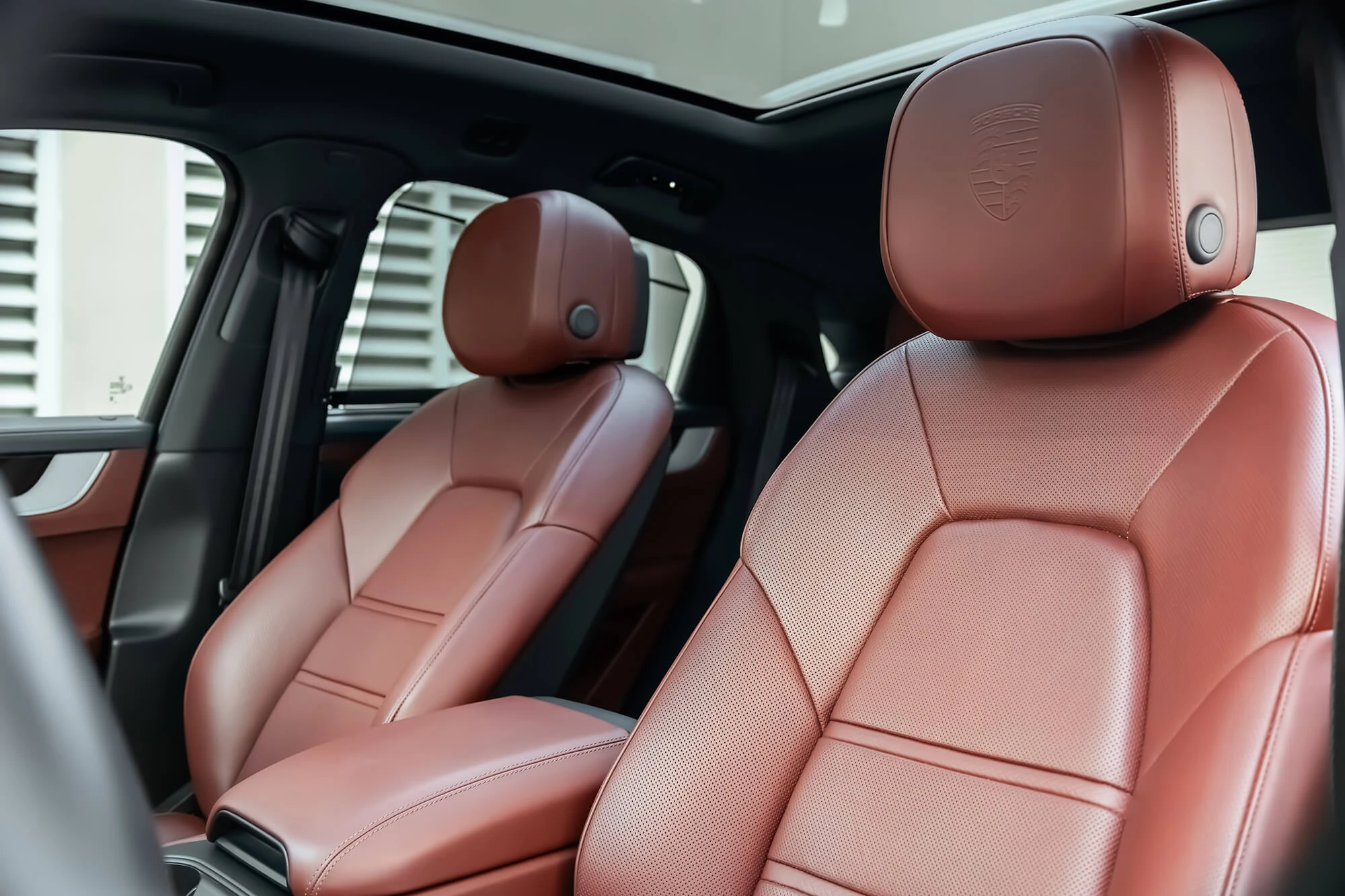 Porsche Cayenne Coupe New Gen Grey