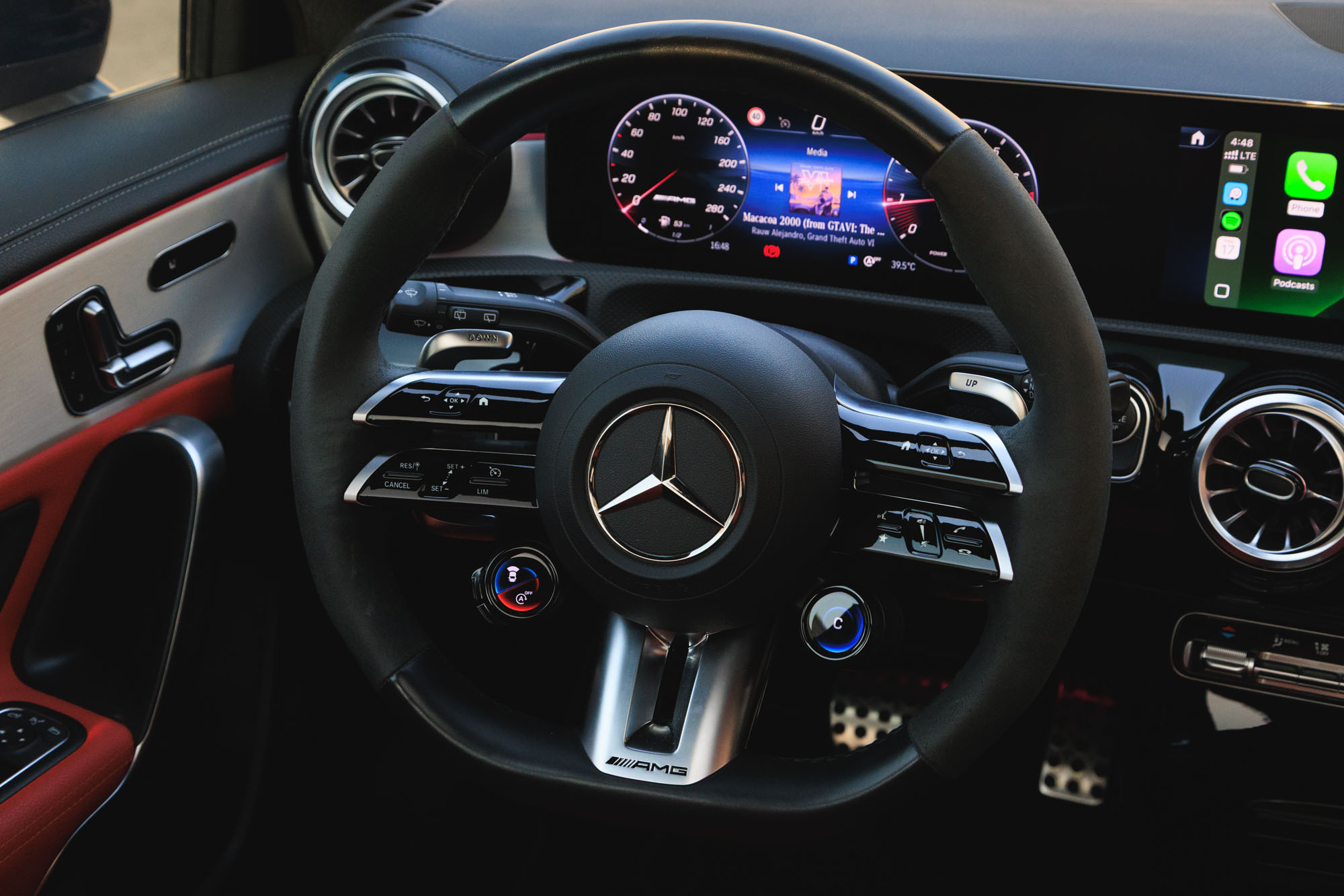 Mercedes A35 AMG Cinzento