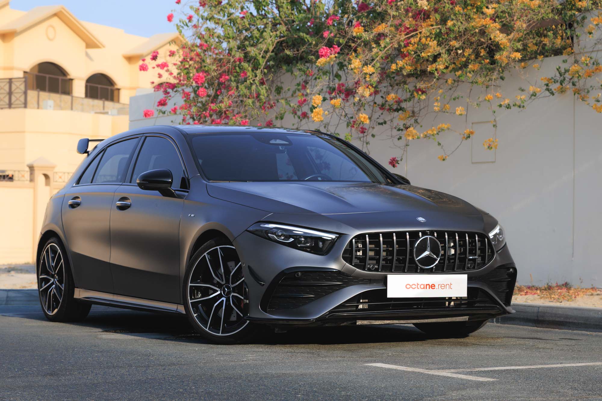 Mercedes A35 AMG Cinzento