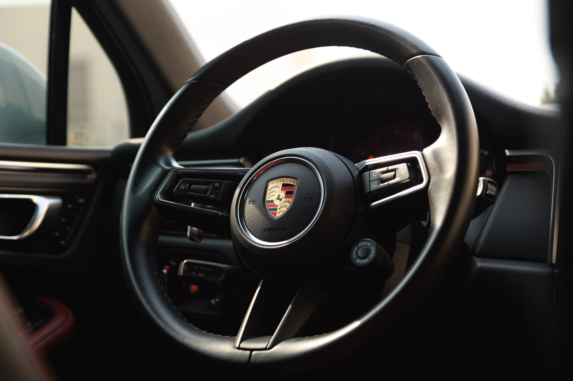 Porsche Macan White