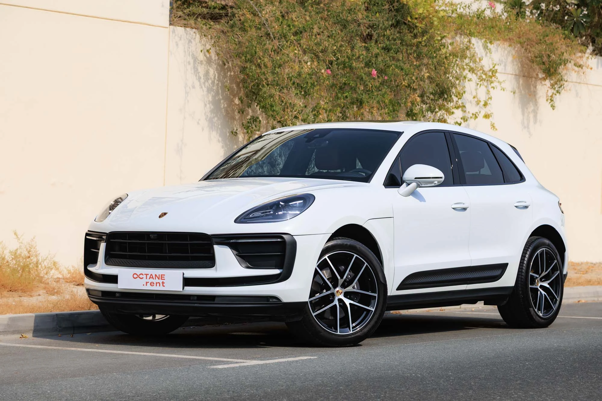 Porsche Macan White