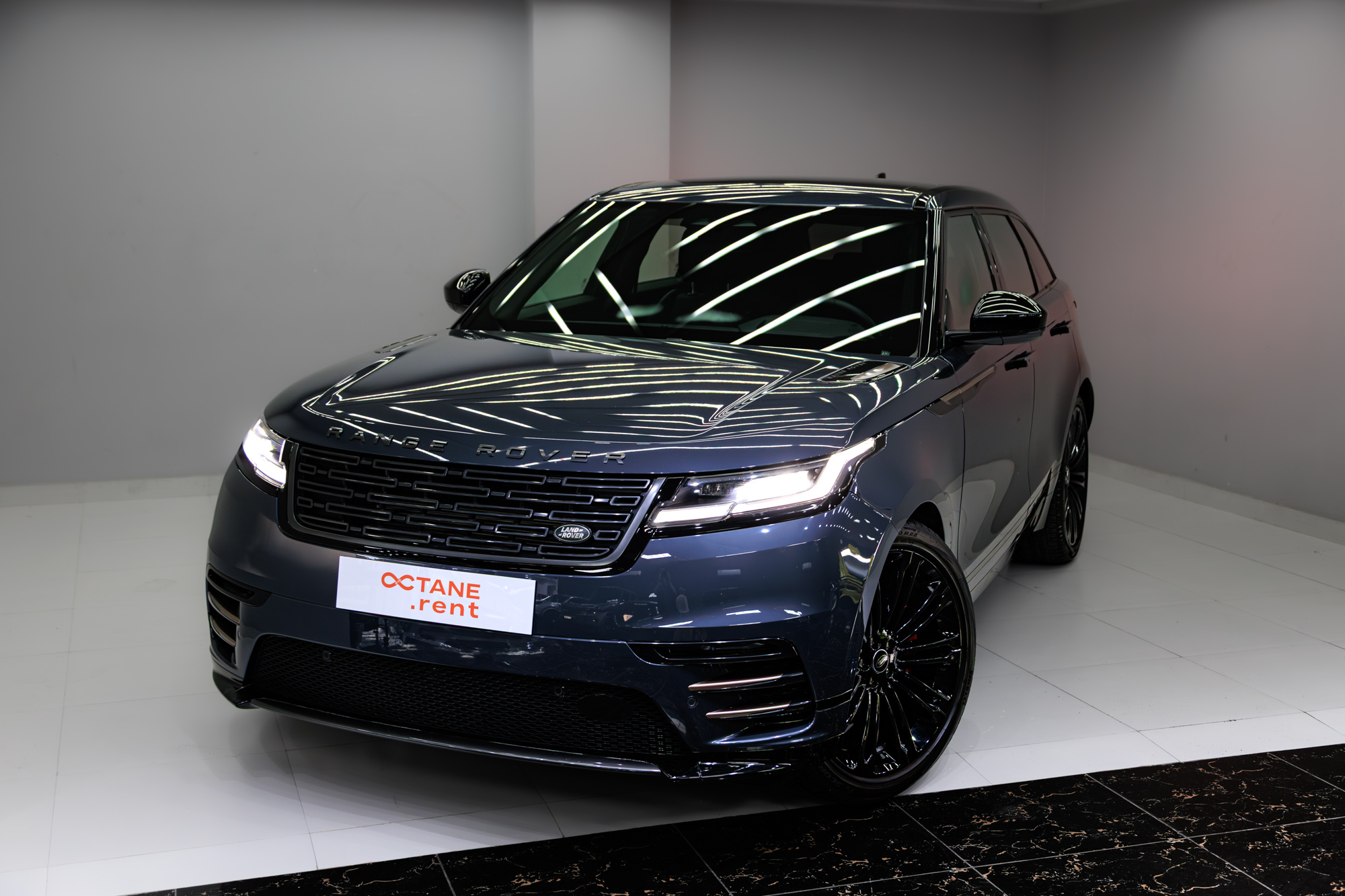 Range Rover Velar Blue
