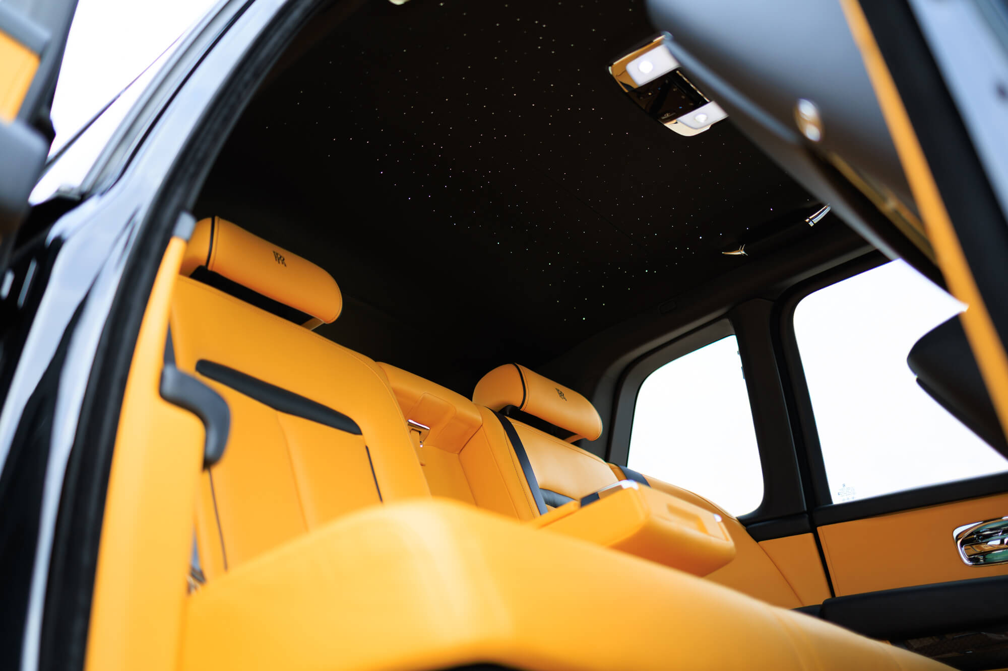 Rolls-Royce Cullinan Black