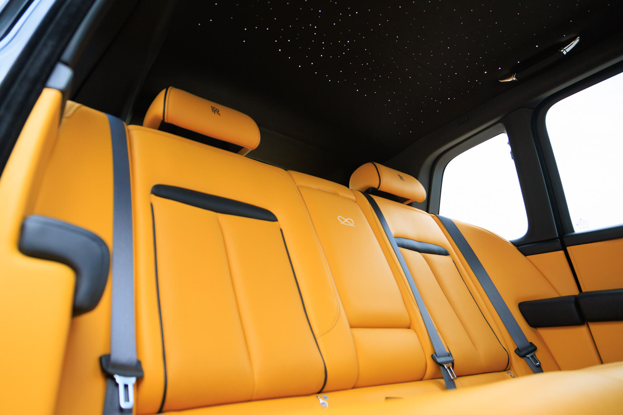 Rolls-Royce Cullinan Black