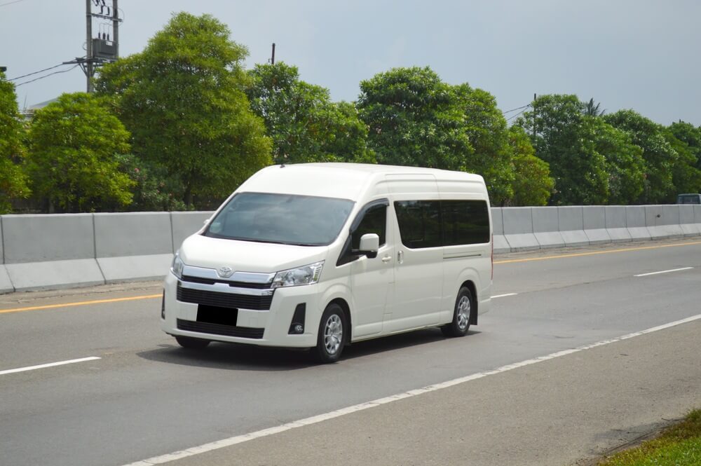 Toyota Hiace Premio bil i Dubai