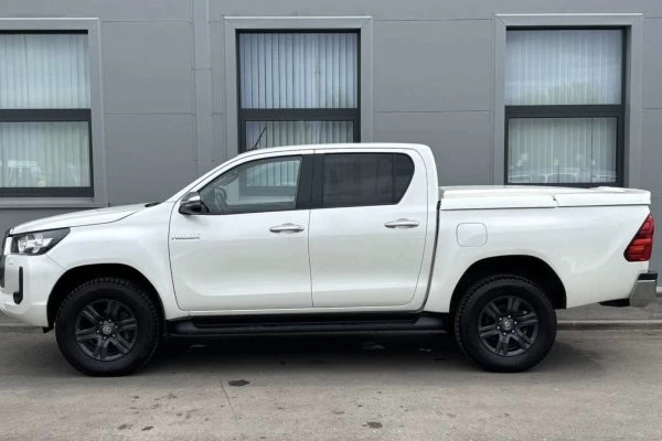 Toyota Hilux White Toyota Hilux White