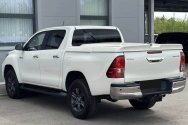 Toyota Hilux White