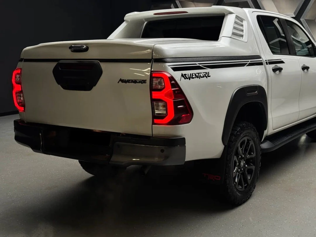 Toyota Hilux White