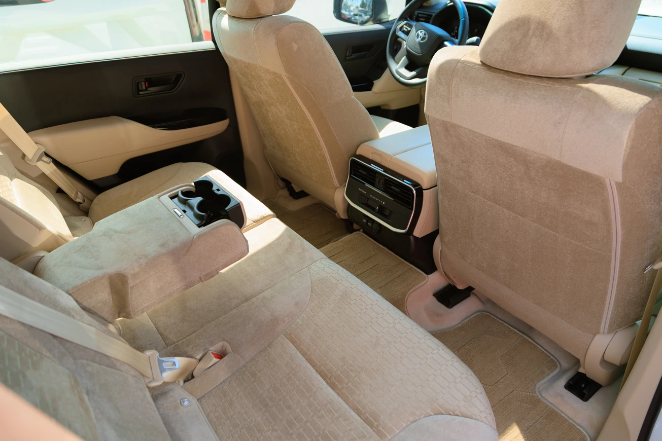 Toyota Land Cruiser 300 Wit Toyota Land Cruiser 300 Wit