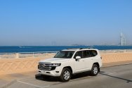 Toyota Land Cruiser 300 White