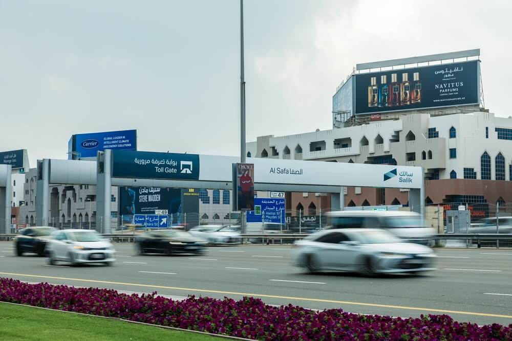 Dubai'nin ücretli geçiş sisteminin görünümü