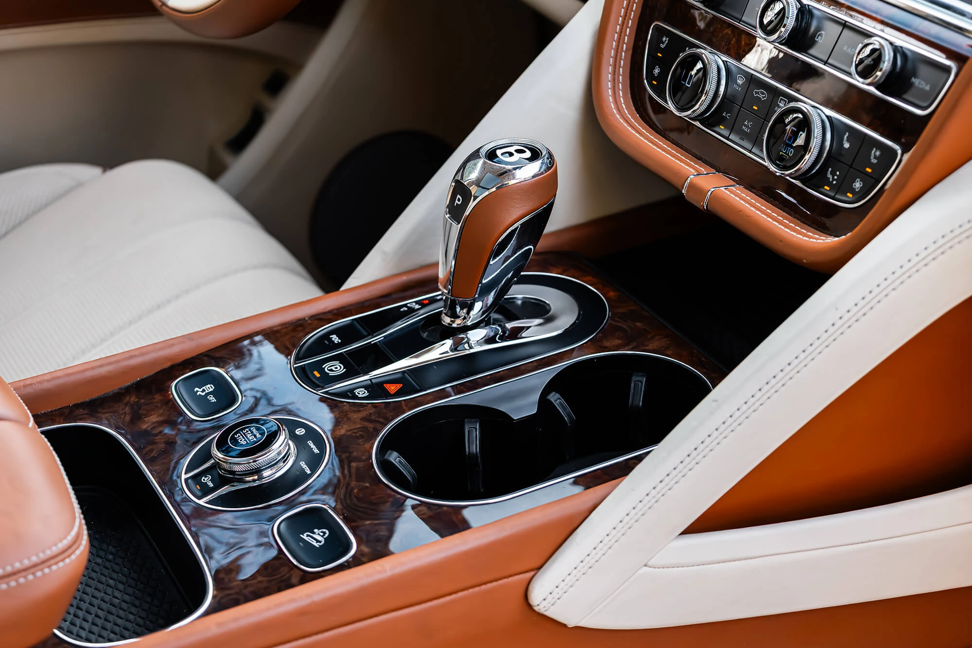 Bentley Bentayga Vit