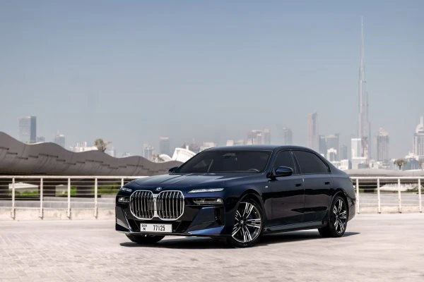 BMW 740i Individueel Blauw