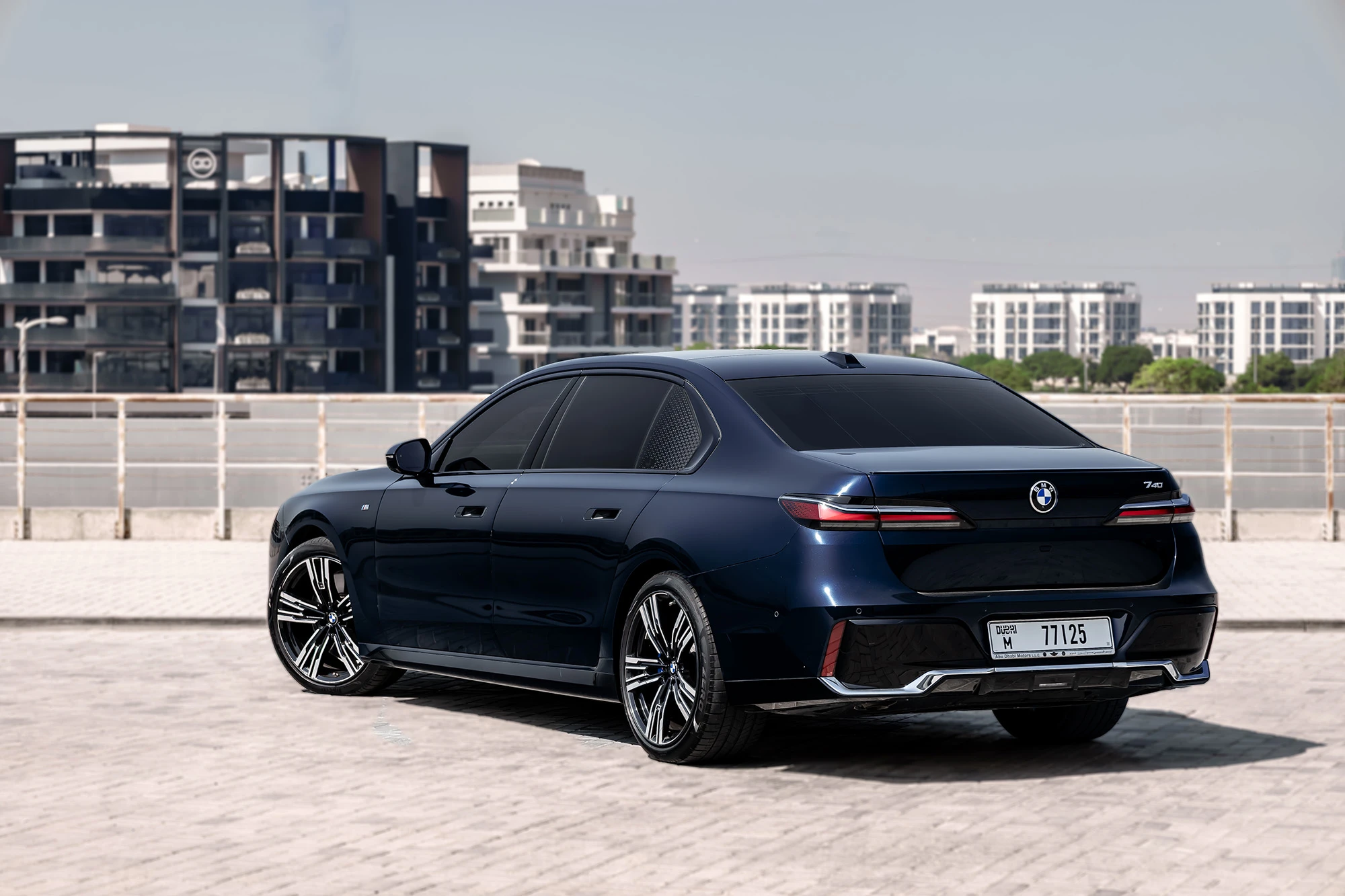 BMW 740i Individual Blau