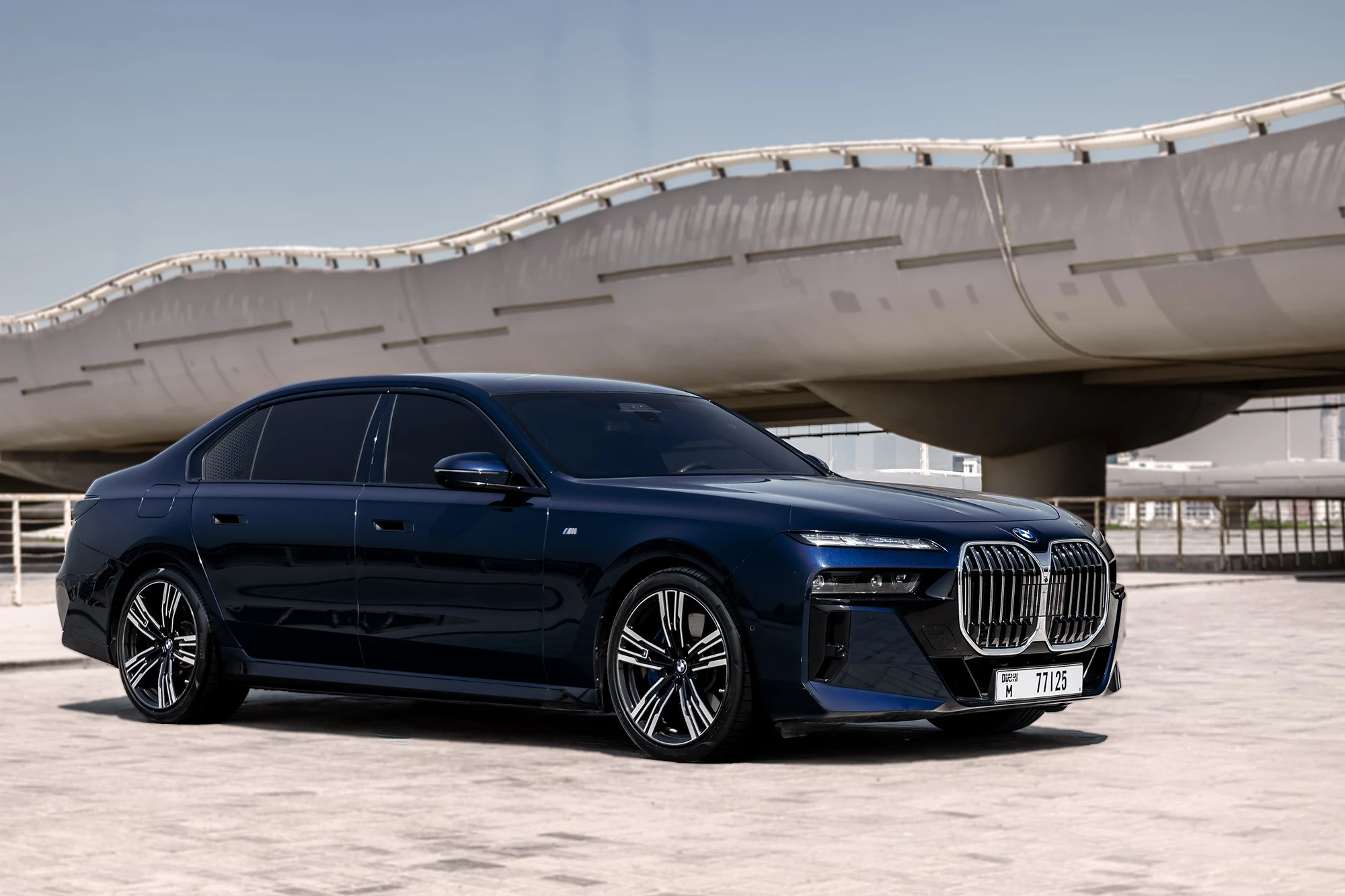 BMW 740i Individual Blau