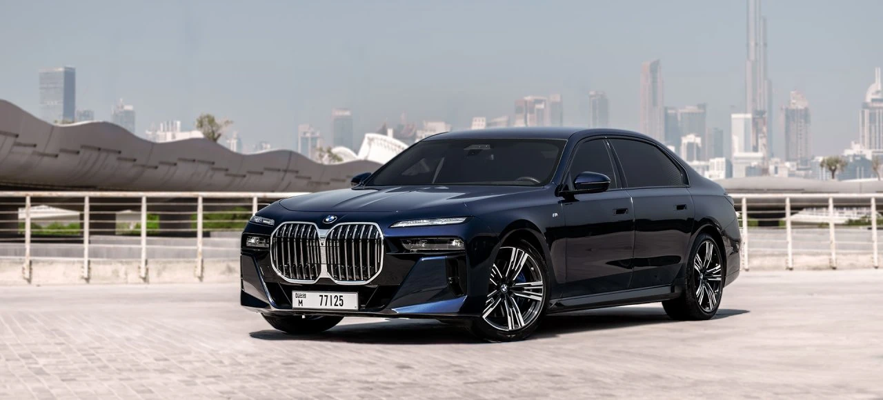 BMW 740i Individual Blau