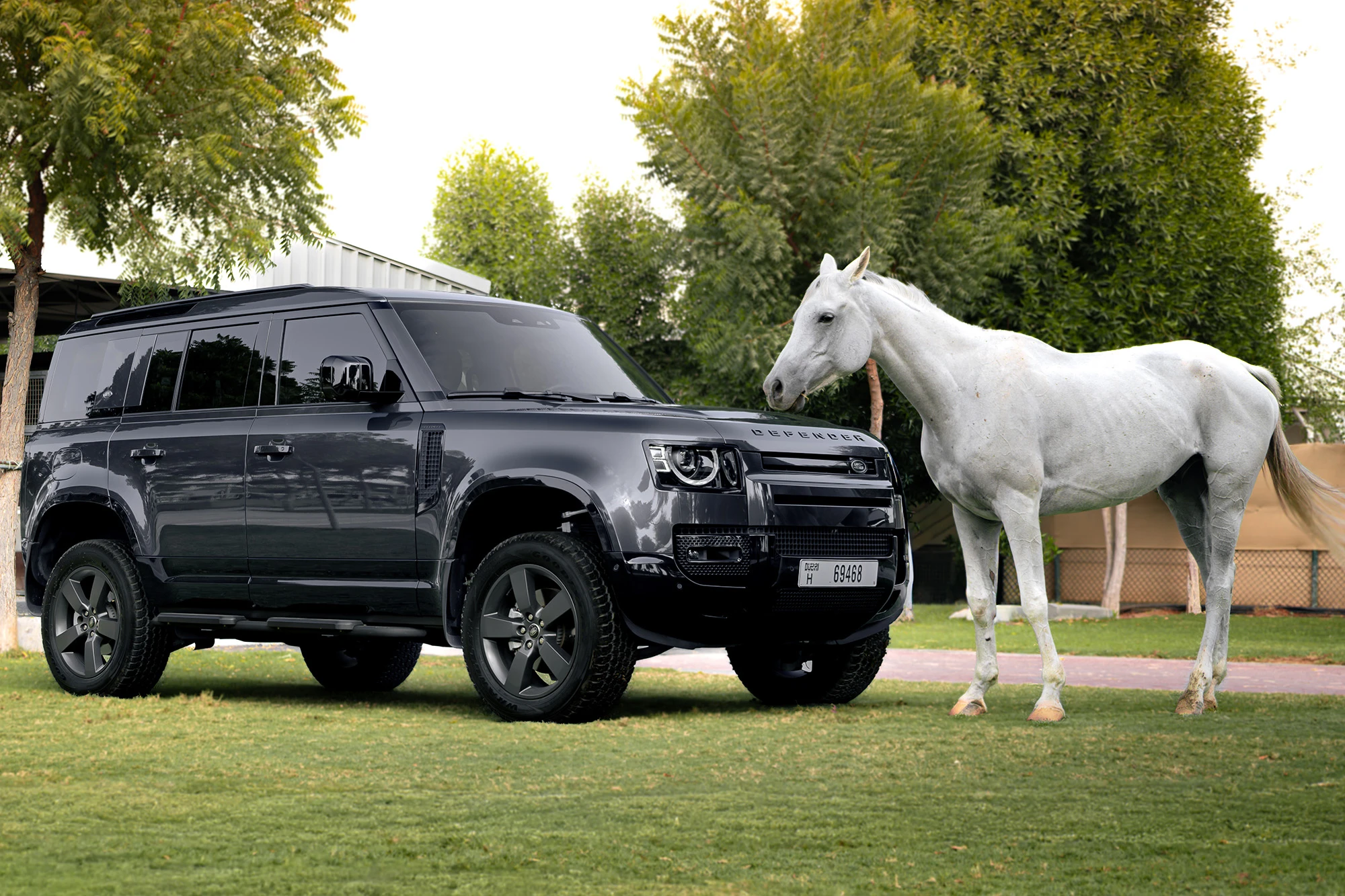 Land Rover Defender Gris