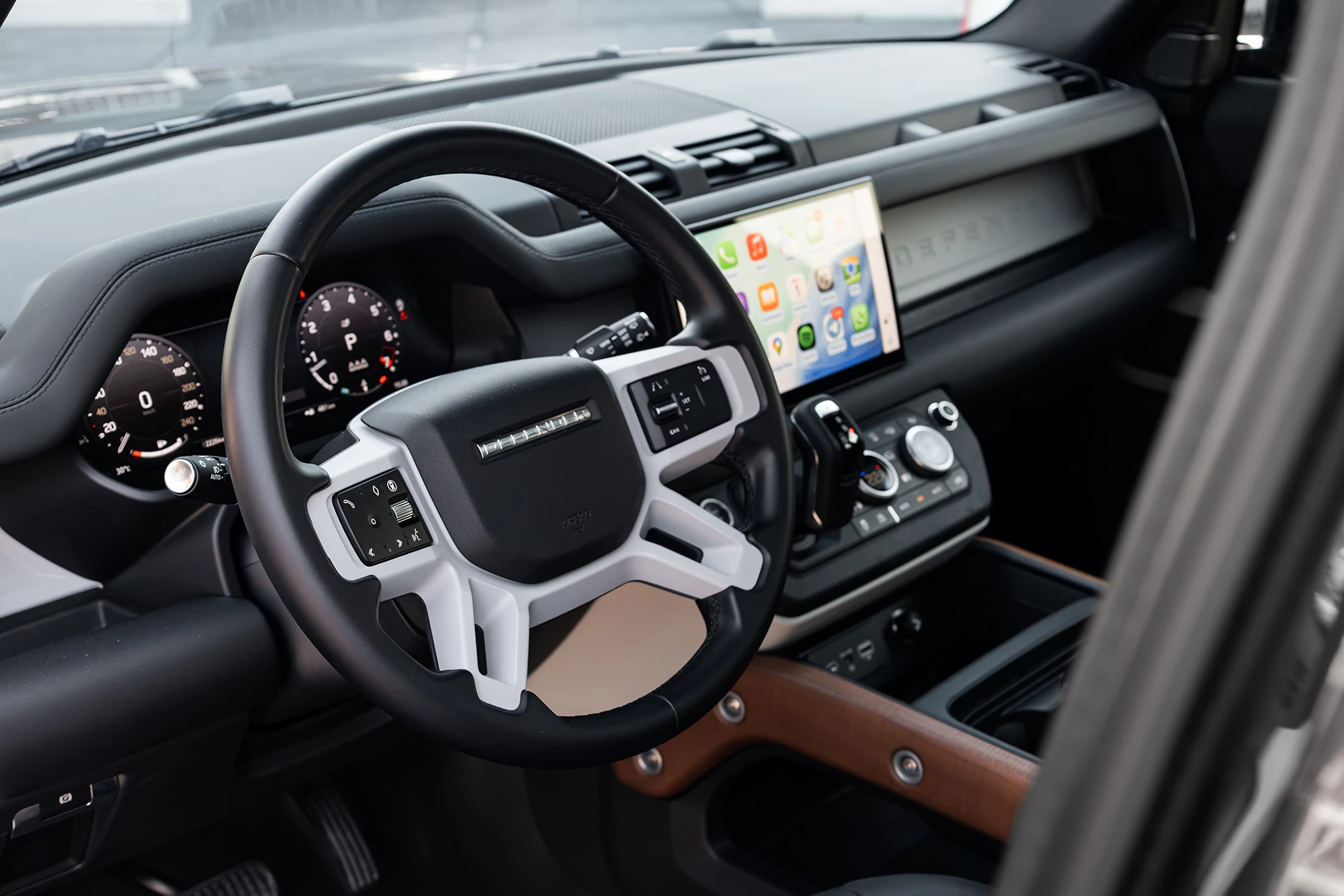 Land Rover Defender Gris