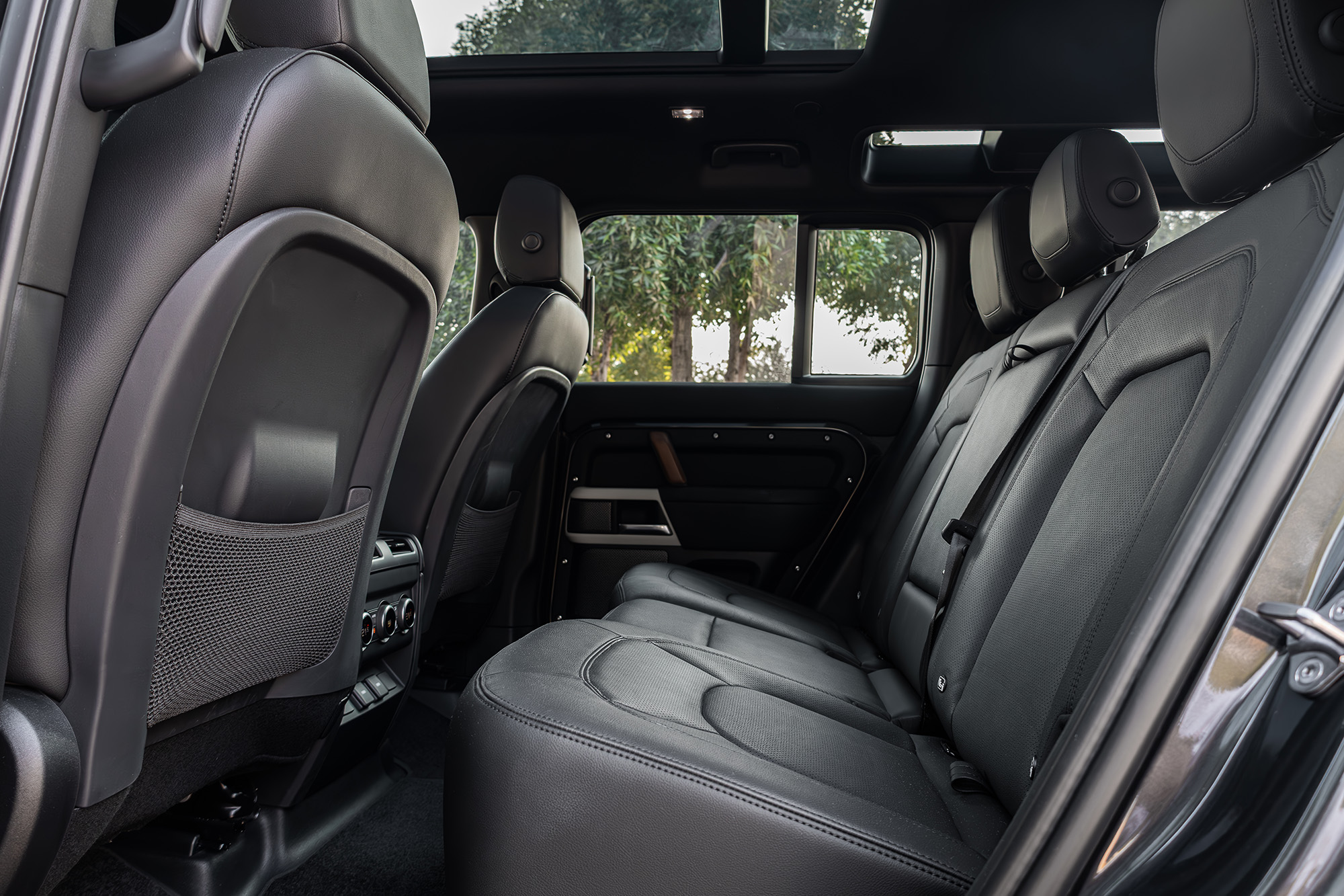 Land Rover Defender Grey