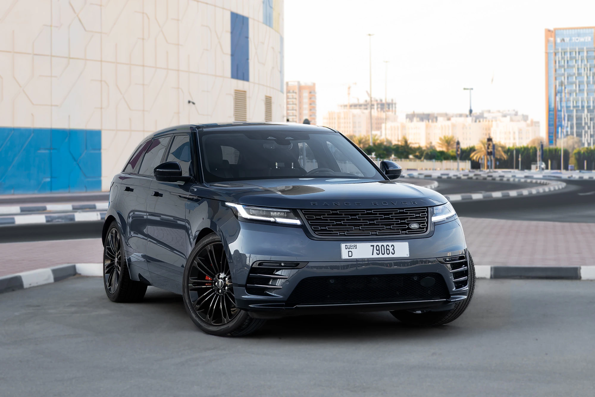 Range Rover Velar כחול