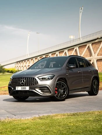 Mercedes GLA35 AMG Grau
