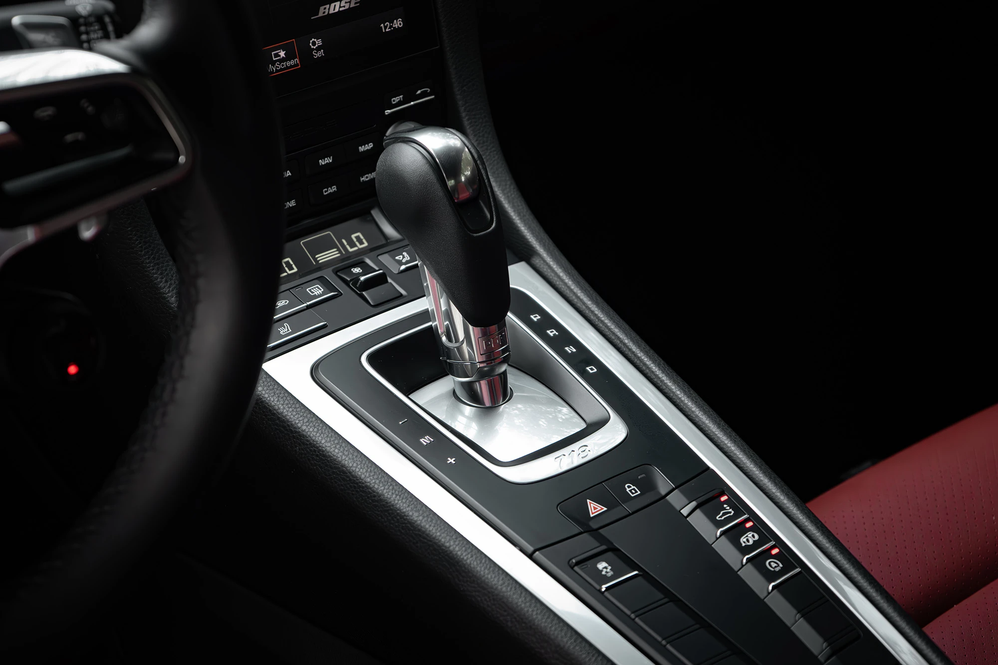 Porsche Cayman לבן Porsche Cayman לבן